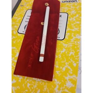 Gino Xoxo Lip Pen Necessary Nude